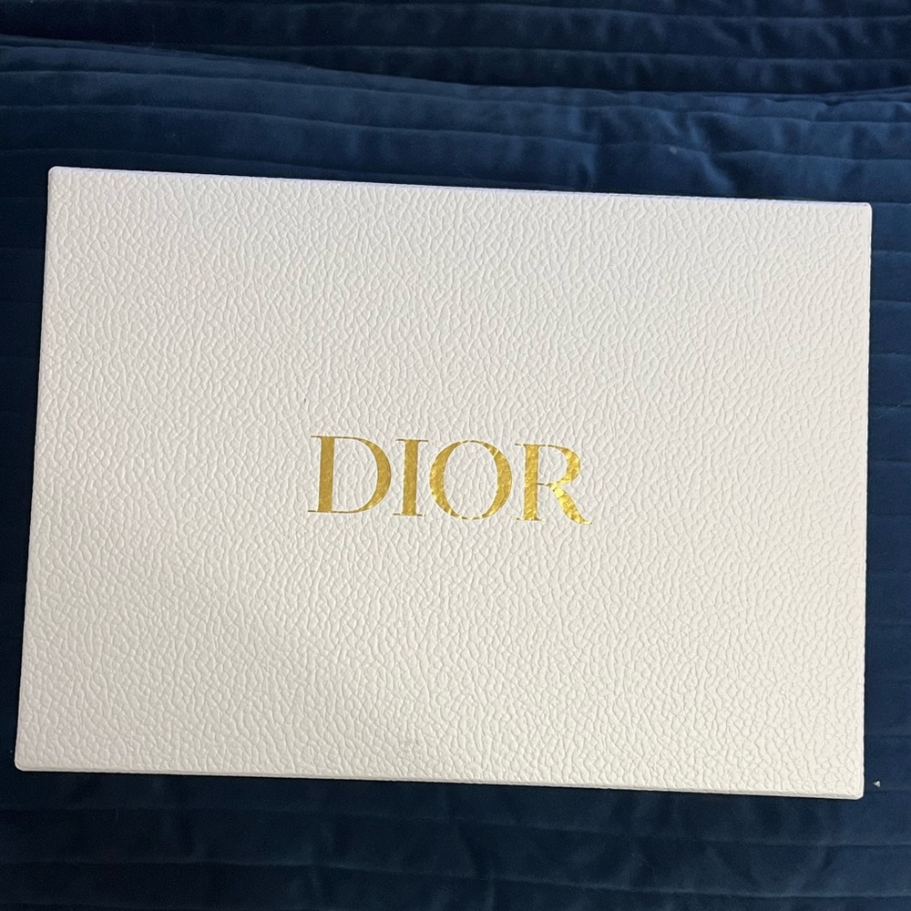 🪩DIOR Large Photo Prop Box White - Picture 2 of 4
